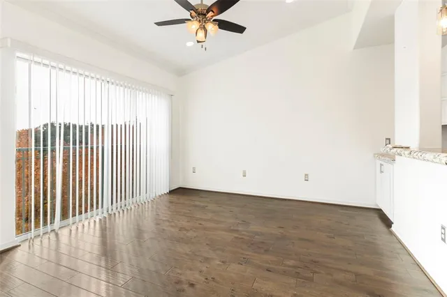 $224,900 | 330 Las Colinas Boulevard East, Unit 422, Irving, TX 75039