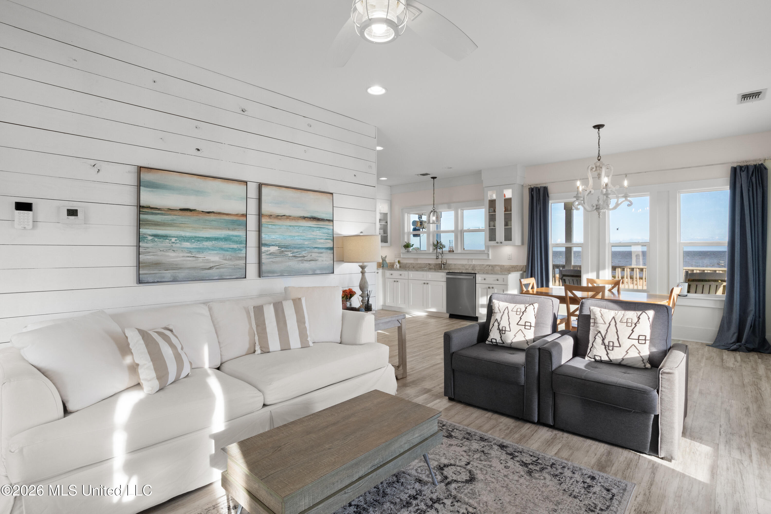 1623 Cayman Cove Biloxi, MS 39531 - Photo 12 of 58 00017
