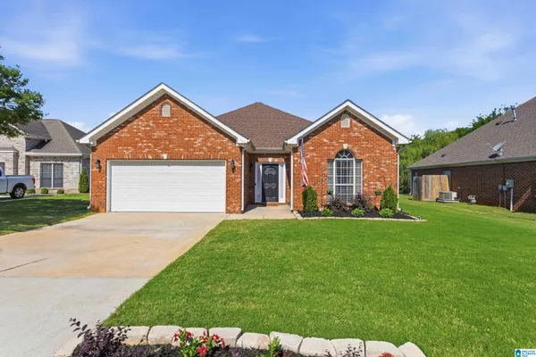 $305,000 | 279 Victoria Station, Alabaster, AL 35114