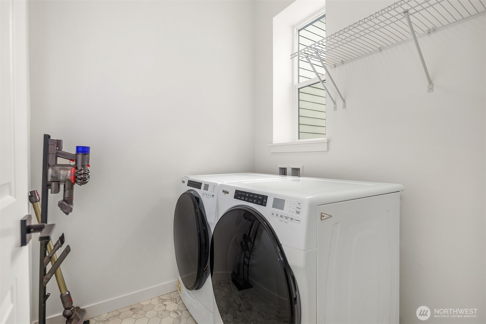 21708 24th Avenue Southeast, Unit B Bothell, WA 98021 - Photo 24 of 34