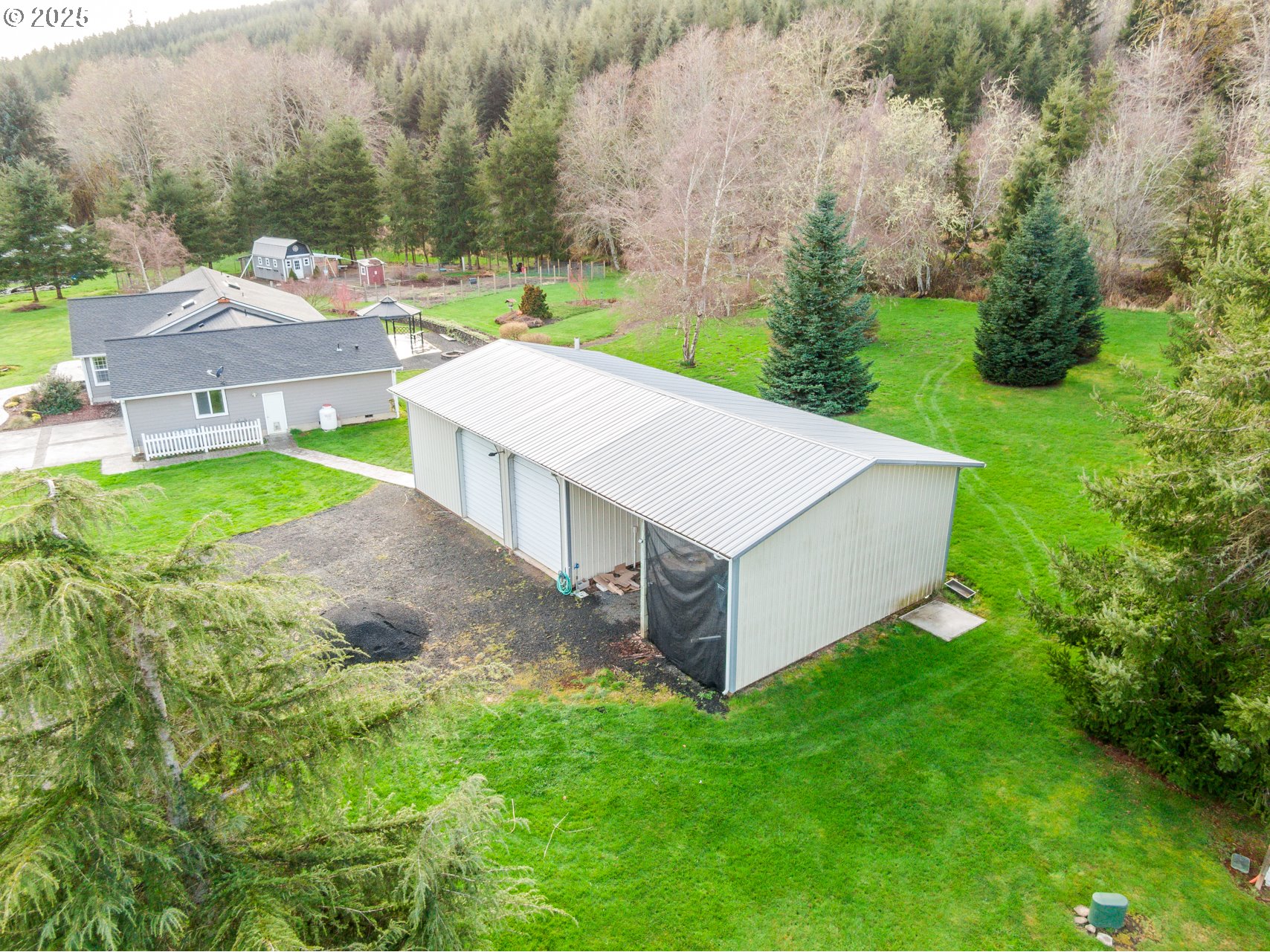 23 Elk Ridge Drive Cathlamet, WA 98612 - Photo 27 of 46 an aerial view of a house