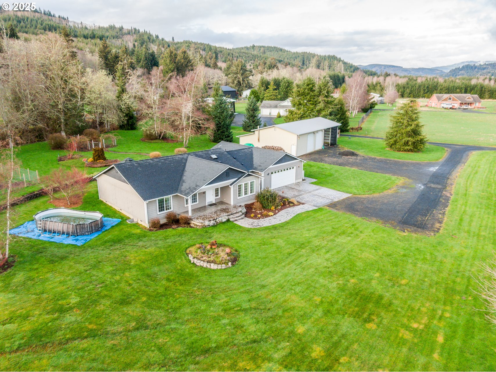 23 Elk Ridge Drive Cathlamet, WA 98612 - Photo 31 of 46 an aerial view of a house with garden