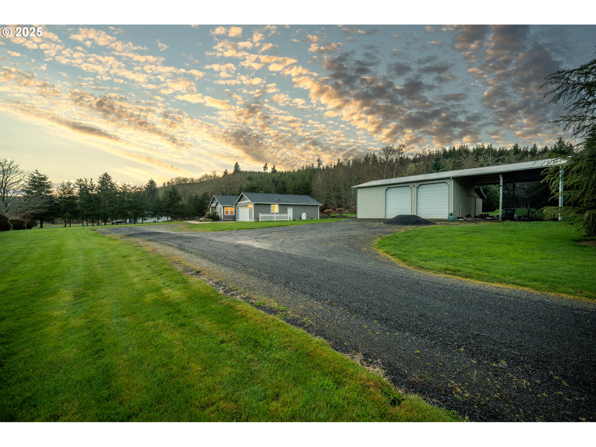 23 Elk Ridge Drive Cathlamet, WA 98612 - Photo 34 of 46 a view of an outdoor space and yard