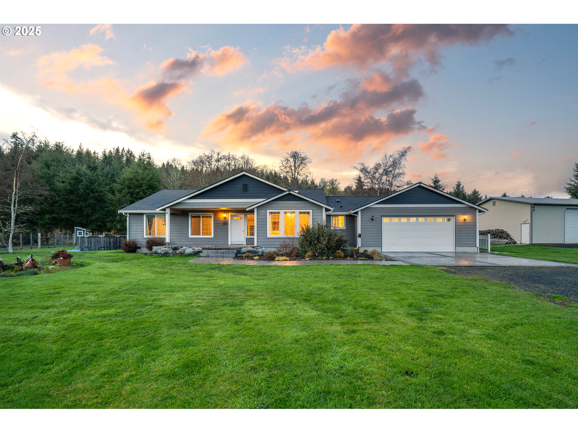 23 Elk Ridge Drive Cathlamet, WA 98612 - Photo 39 of 46 a front view of a house with a yard