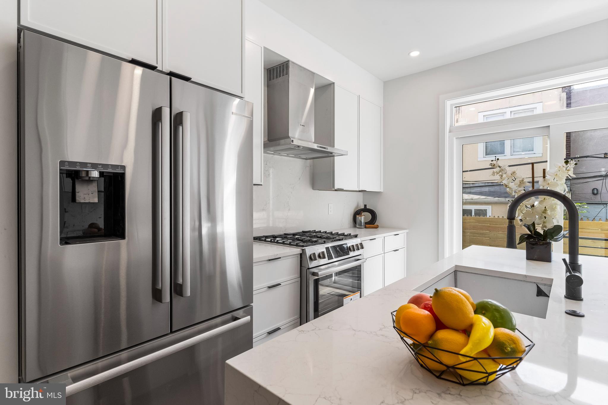 2130 St Albans Street Philadelphia, PA 19146 - Photo 20 of 43