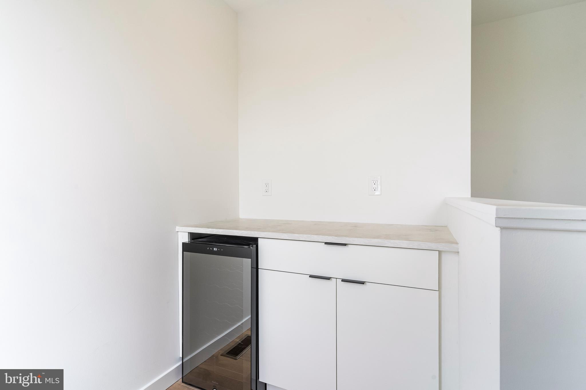 2130 St Albans Street Philadelphia, PA 19146 - Photo 38 of 43