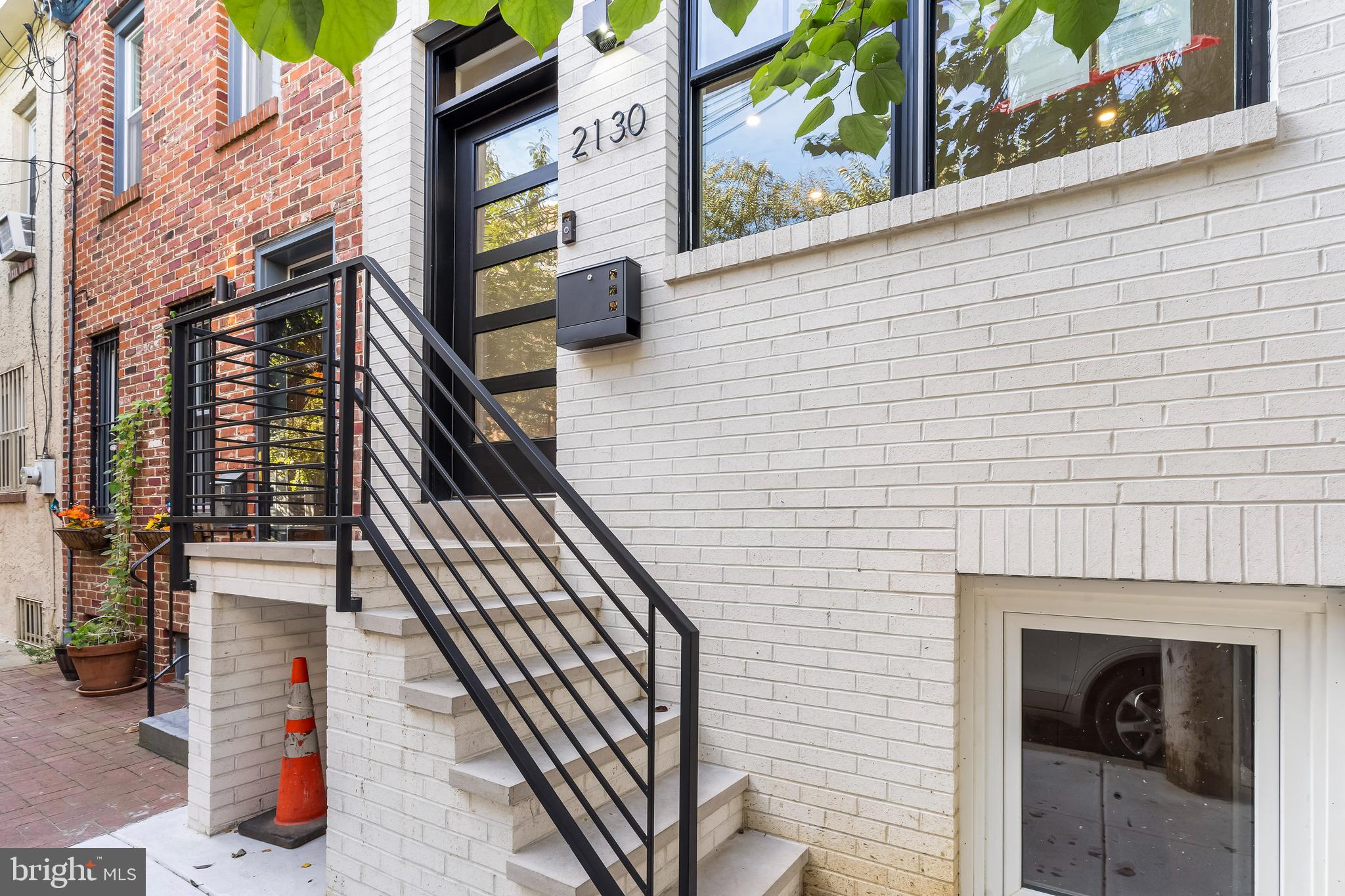 2130 St Albans Street Philadelphia, PA 19146 - Photo 6 of 43