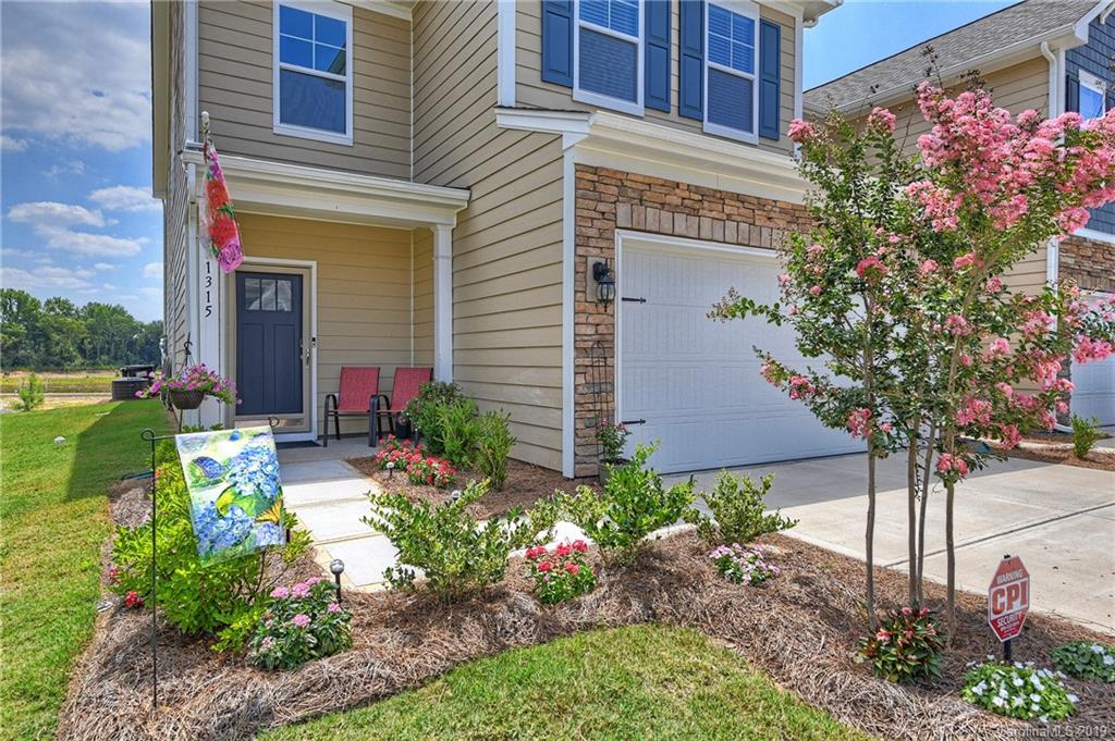 1315 Rainier Drive Fort Mill, SC 29708 - Photo 2 of 35 Gallery Image 2