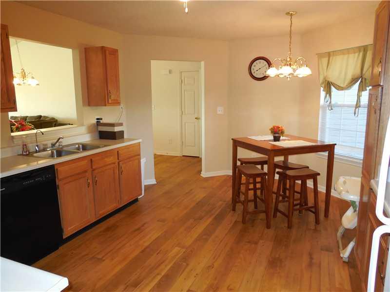 574 Springtree Lane Avon, IN 46123 - Photo 14 of 22 Gallery Image 14