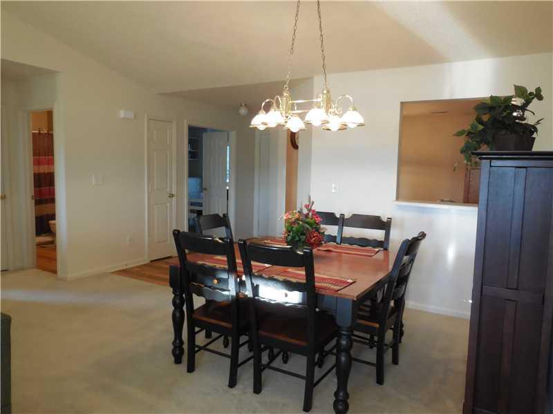 574 Springtree Lane Avon, IN 46123 - Photo 6 of 22 Gallery Image 6
