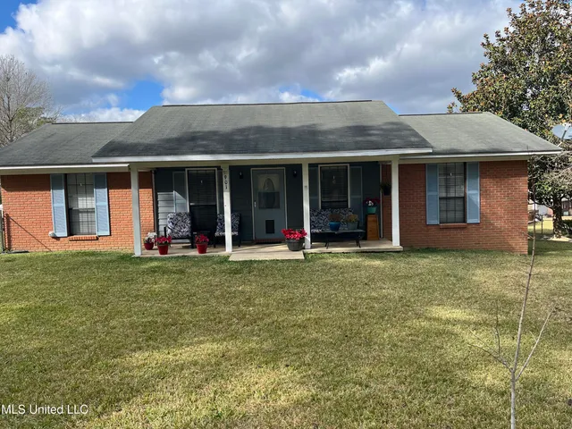 $170,000 | 901 Parkway Drive, Wiggins, MS 39577