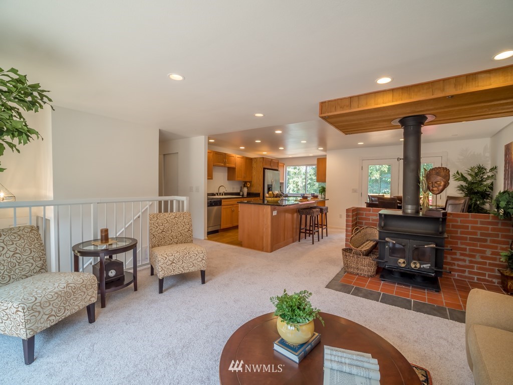 6117 148th Place Southwest Edmonds, WA 98026 - Photo 2 of 21