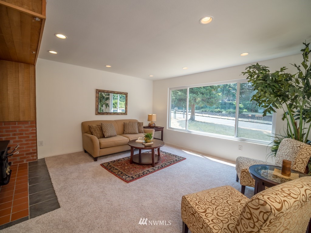 6117 148th Place Southwest Edmonds, WA 98026 - Photo 3 of 21