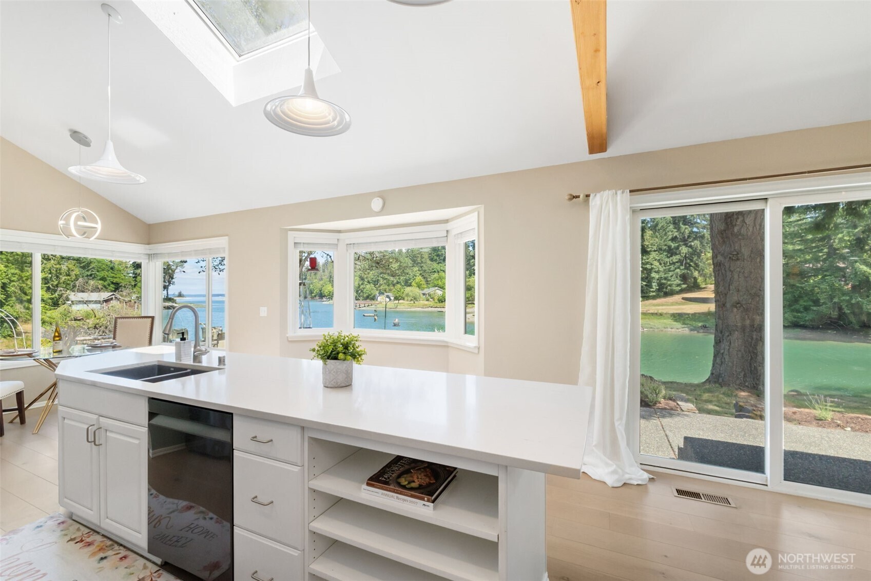 16617 Delano Road Southwest Lakebay, WA 98349 - Photo 11 of 40