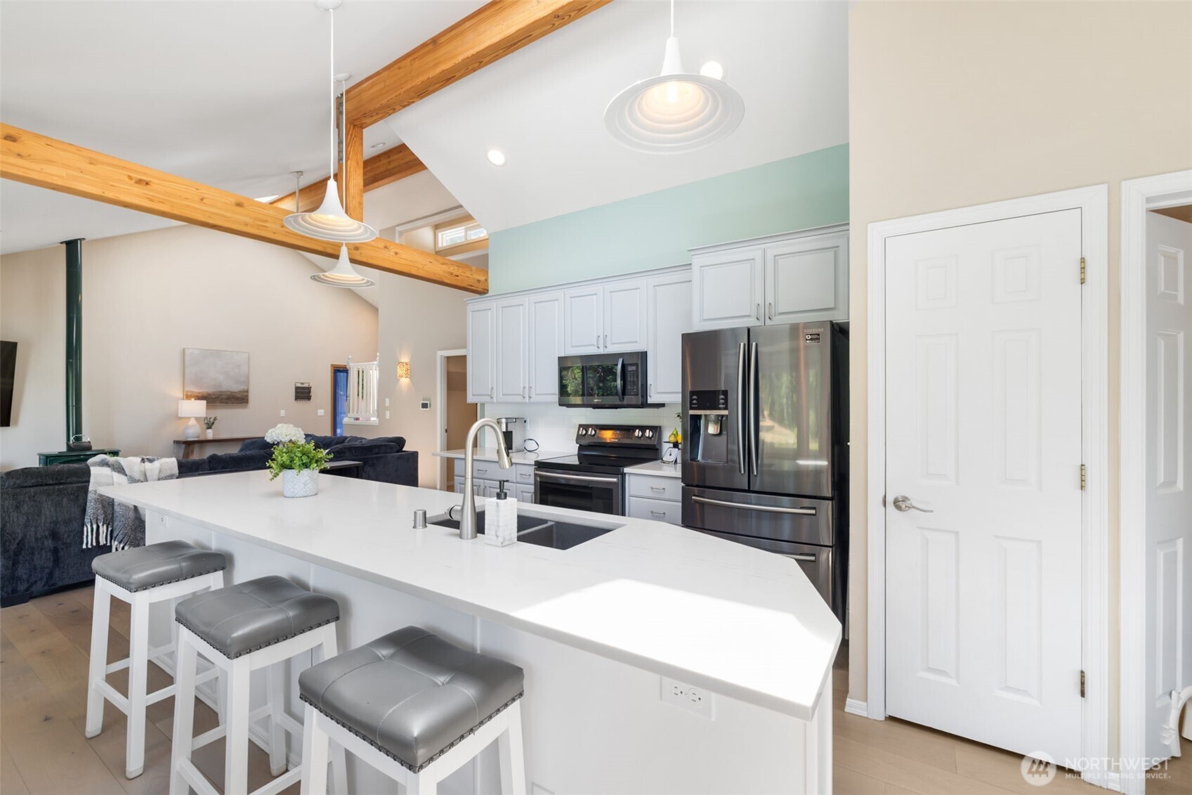 16617 Delano Road Southwest Lakebay, WA 98349 - Photo 13 of 40