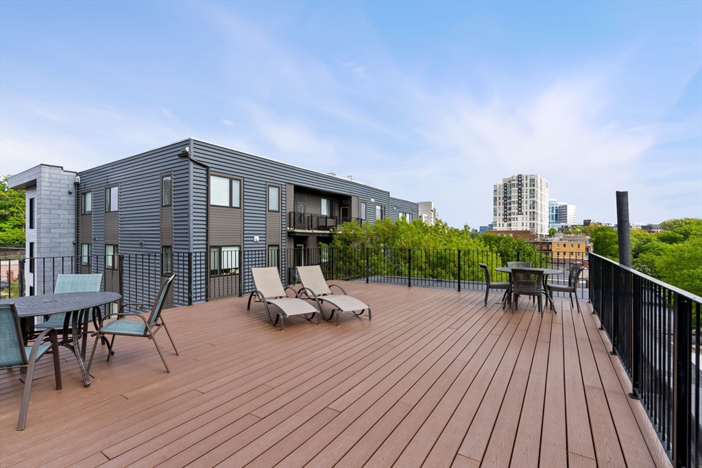 10 Jamaicaway, Unit 8 Boston, MA 02130 - Photo 27 of 35