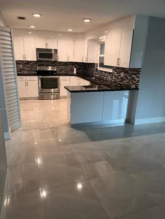 $3,600 | 11712 Southwest 13th Street, Miami, FL 33184