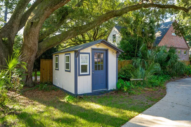 $1,799,000 | 1409 Barbara Street, Mount Pleasant, SC 29464