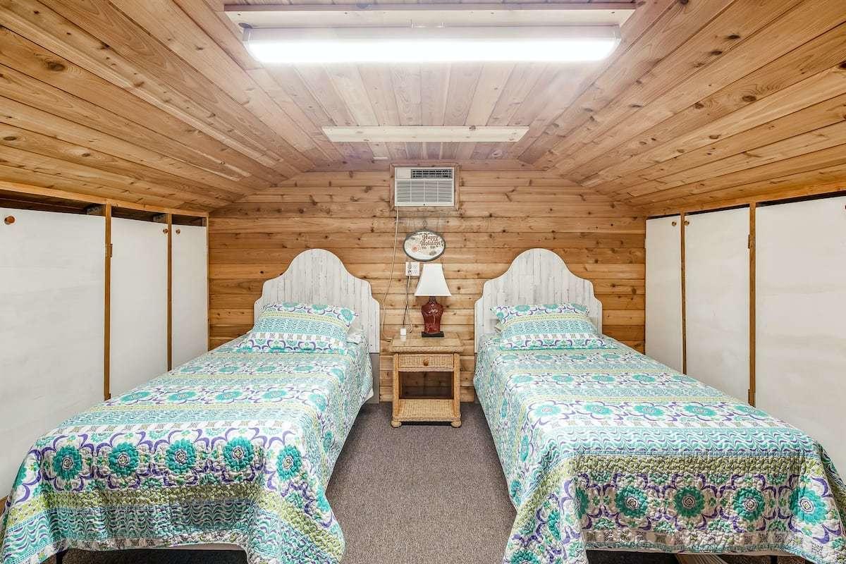 1495 Copa D Oro Marathon, FL 33050 - Photo 21 of 41 a living room with furniture