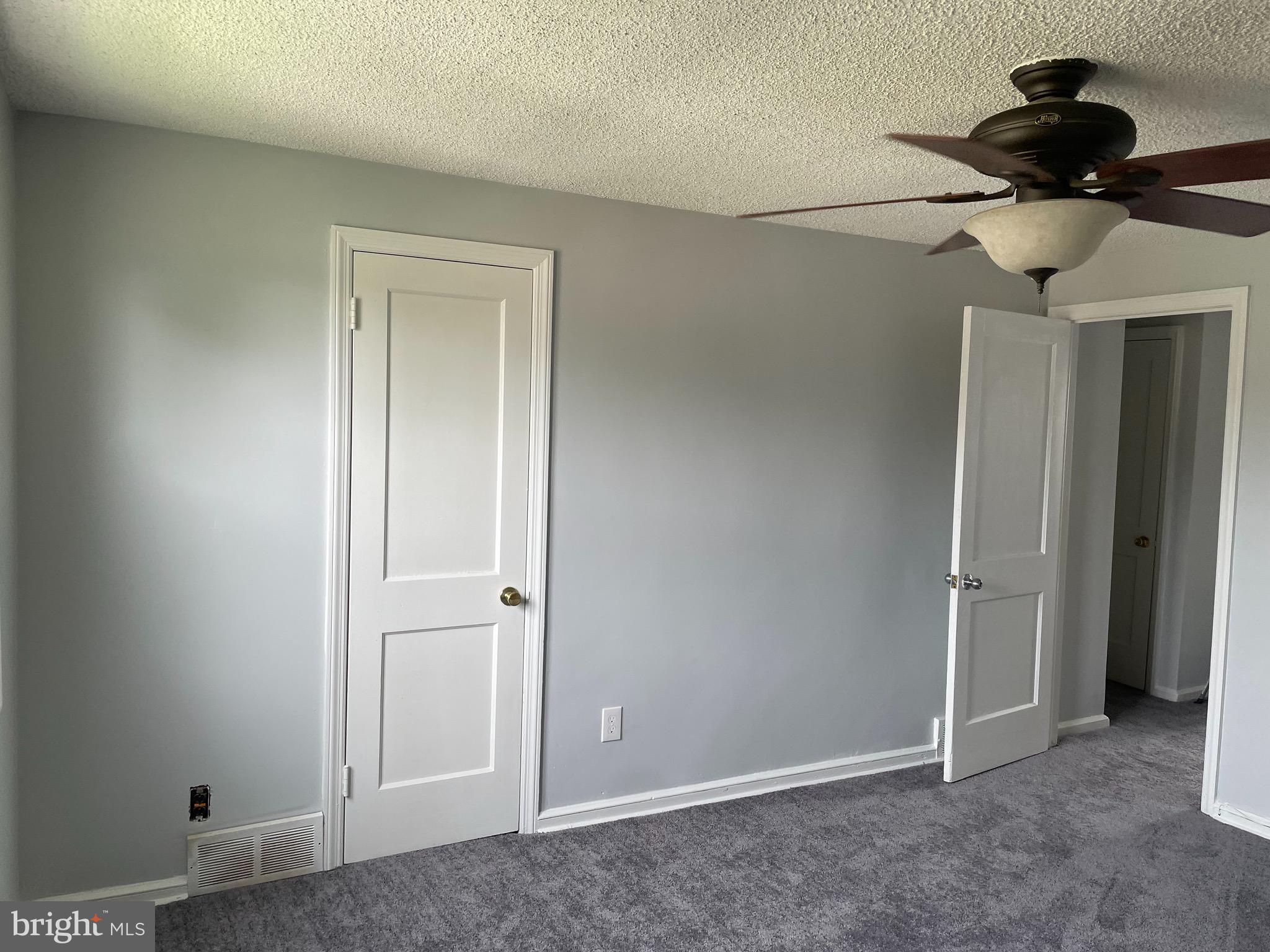2027 Carter Road Folcroft, PA 19032 - Photo 11 of 30 Master bedroom