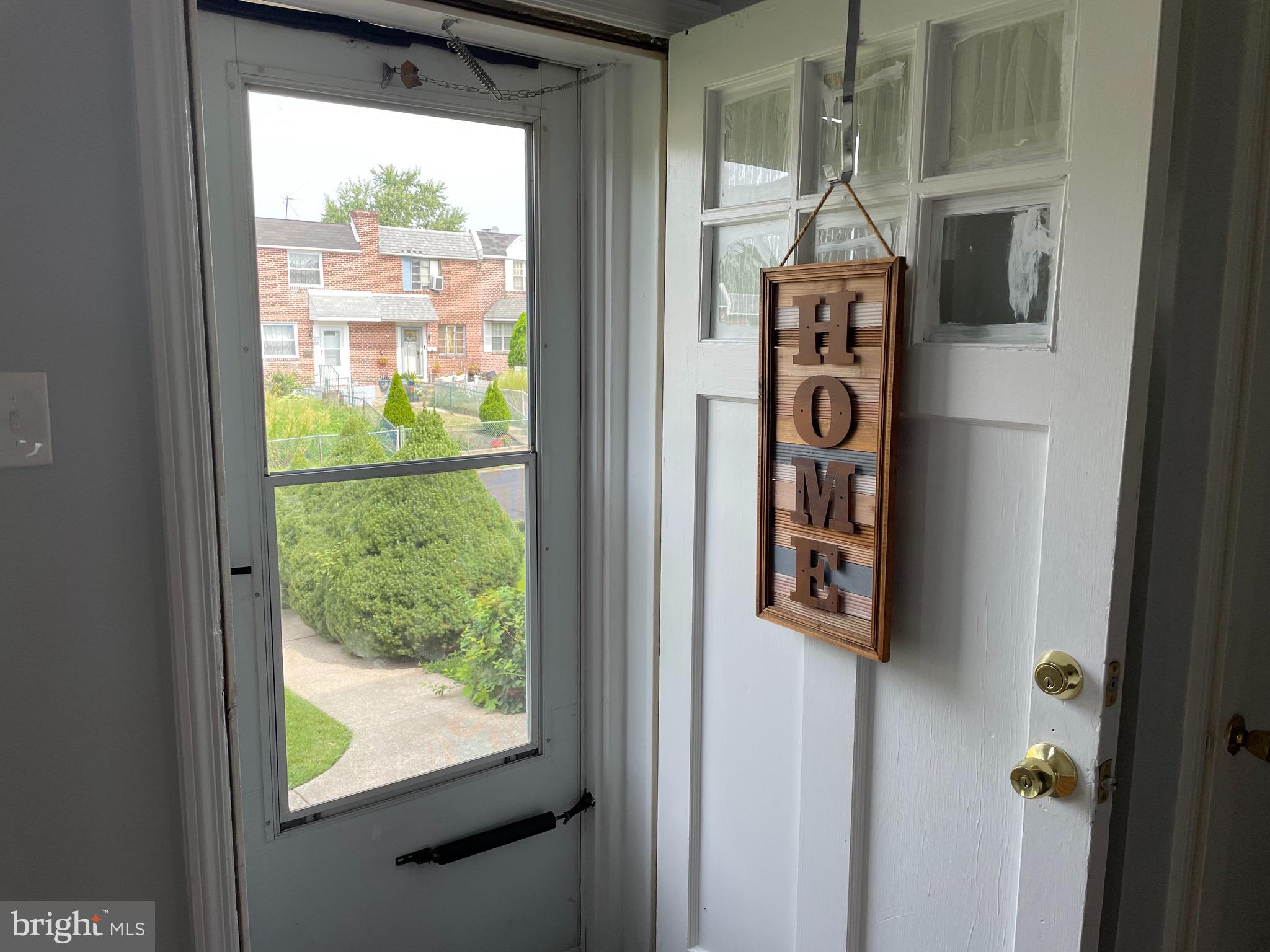 2027 Carter Road Folcroft, PA 19032 - Photo 3 of 30 Front door