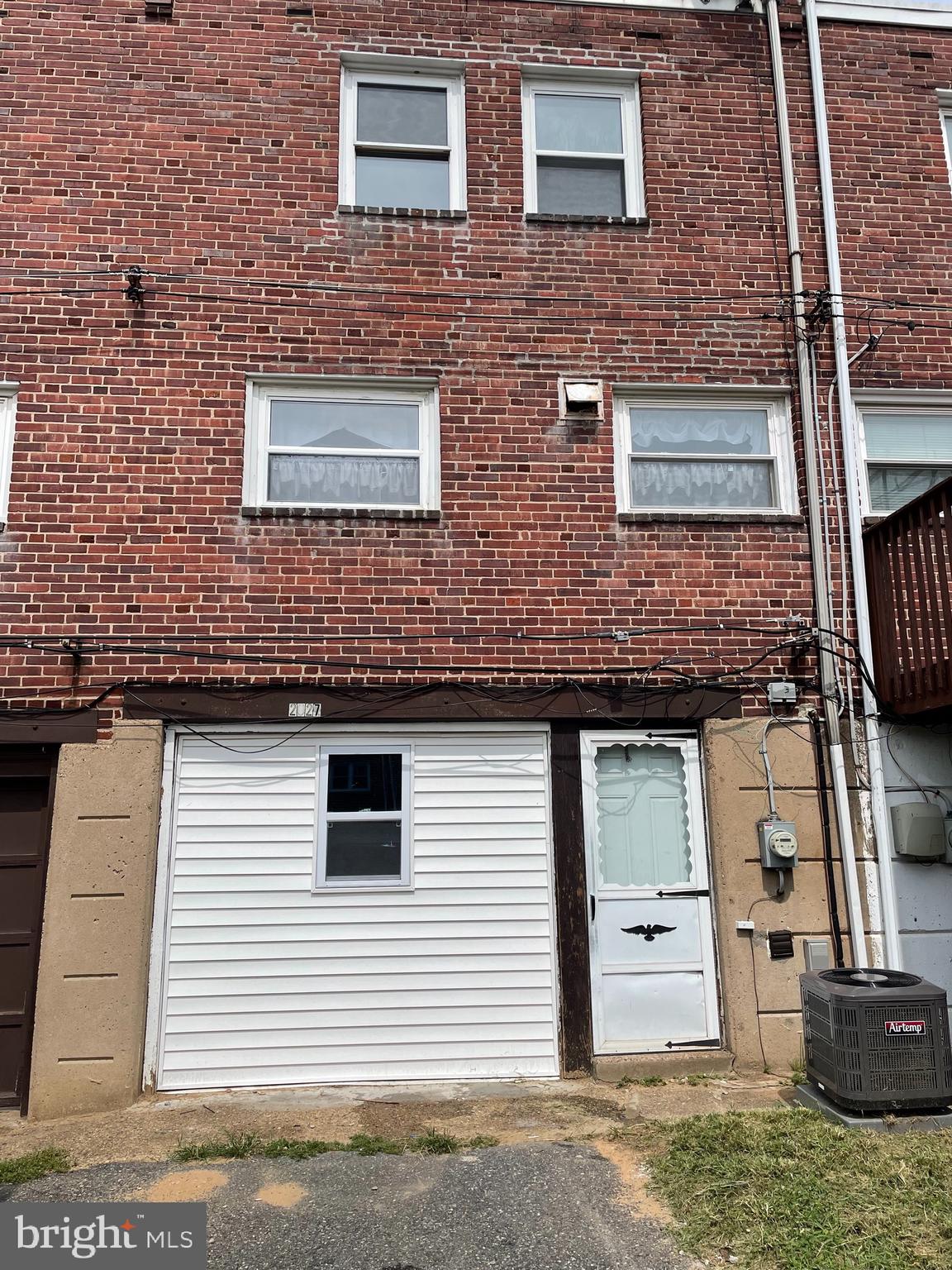 2027 Carter Road Folcroft, PA 19032 - Photo 29 of 30 Exterior back