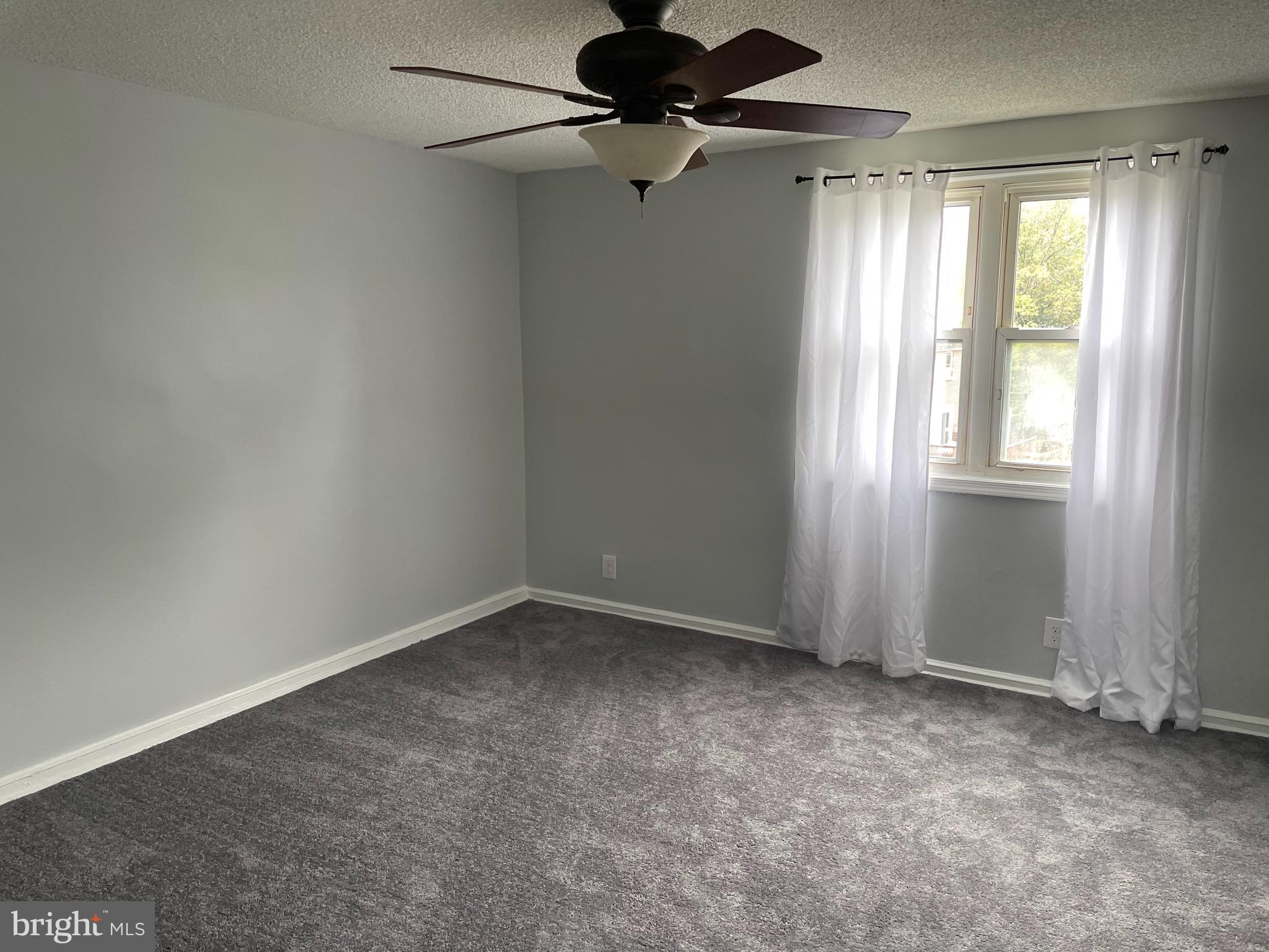 2027 Carter Road Folcroft, PA 19032 - Photo 10 of 30 Master bedroom