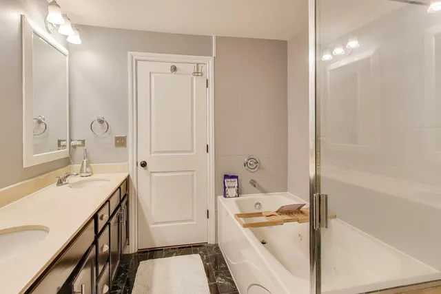 $579,000 | 1420 North Noble Street, Unit 1N, Chicago, IL 60642