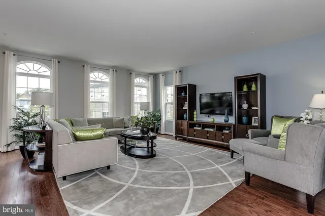 $3,295 | 8624 Red Rock Lane, Laurel, MD 20724