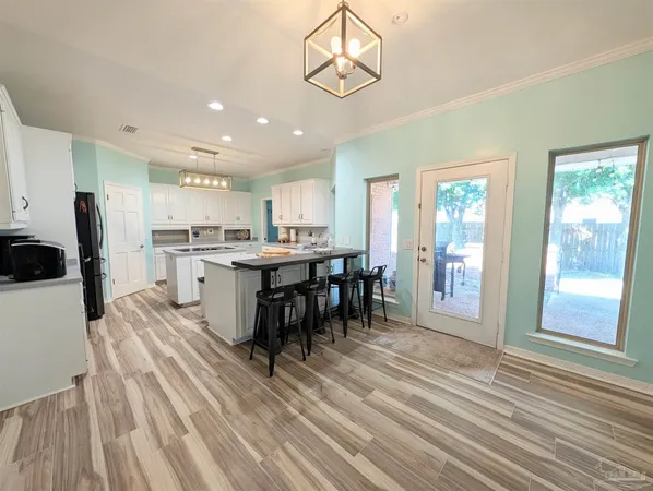 $649,000 | 2 Zuni Circle, Pensacola, FL 32507