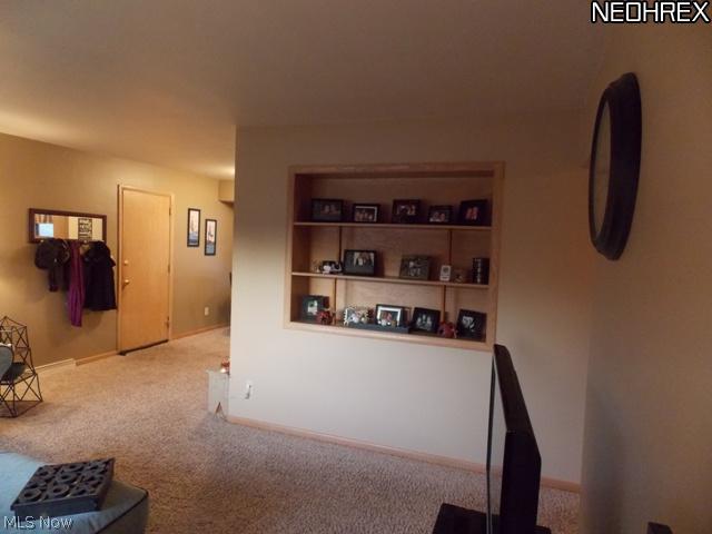 2893 Rich Road Norton, OH 44203 - Photo 3 of 22 Gallery Image 3