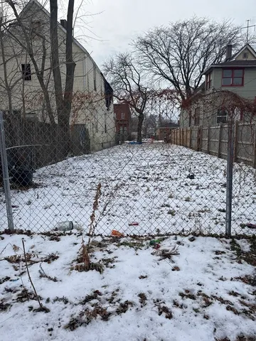 $9,499 | 12017 South Wallace Street, Chicago, IL 60628