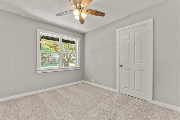 $199,900 | 709 North Rita Street, Lacy-Lakeview, TX 76705