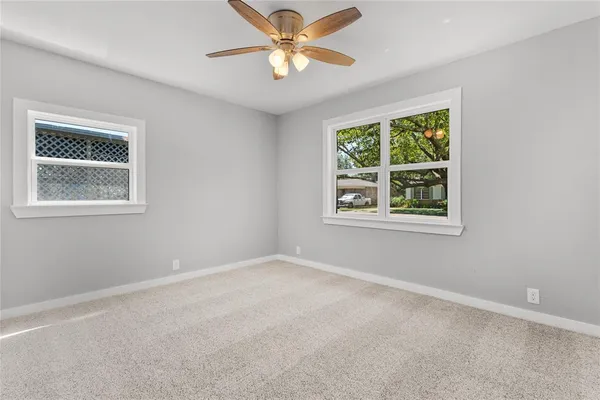 $199,900 | 709 North Rita Street, Lacy-Lakeview, TX 76705