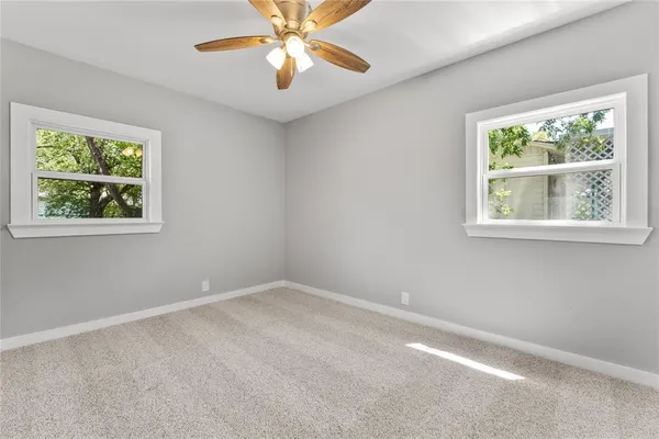 $199,900 | 709 North Rita Street, Lacy-Lakeview, TX 76705