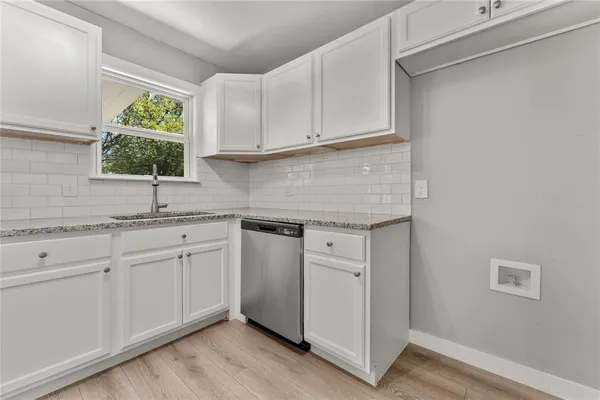 $199,900 | 709 North Rita Street, Lacy-Lakeview, TX 76705