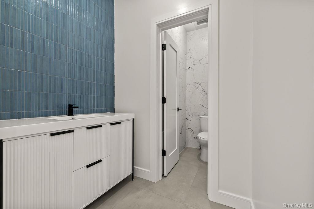 11 Lincoln Street, Unit 201 Spring Valley, NY 10977 - Photo 31 of 50 Bathroom#3