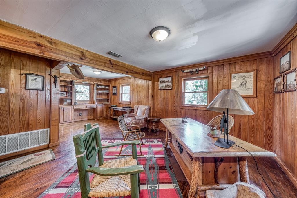 8601 Star Hollow Road Lipan, TX 76462 - Photo 17 of 40 Guest House