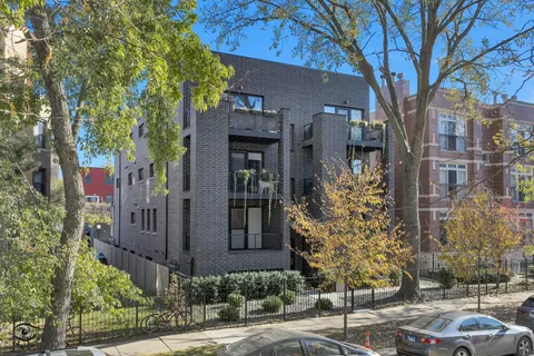 a picture of city view