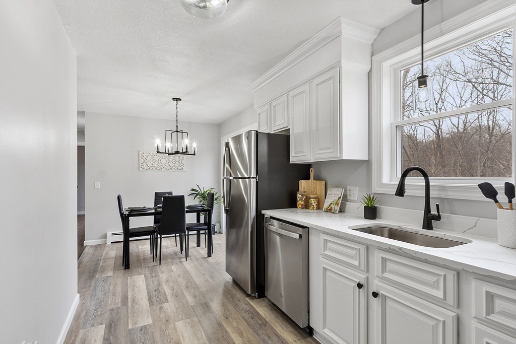 368 Keys Road Warren, MA 01585 - Photo 4 of 25