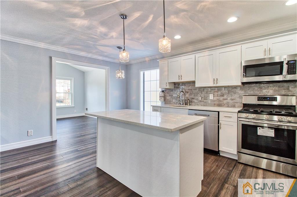 1 Hempstead Road Monroe Township, NJ 08831 - Photo 7 of 25 Gallery Image 7
