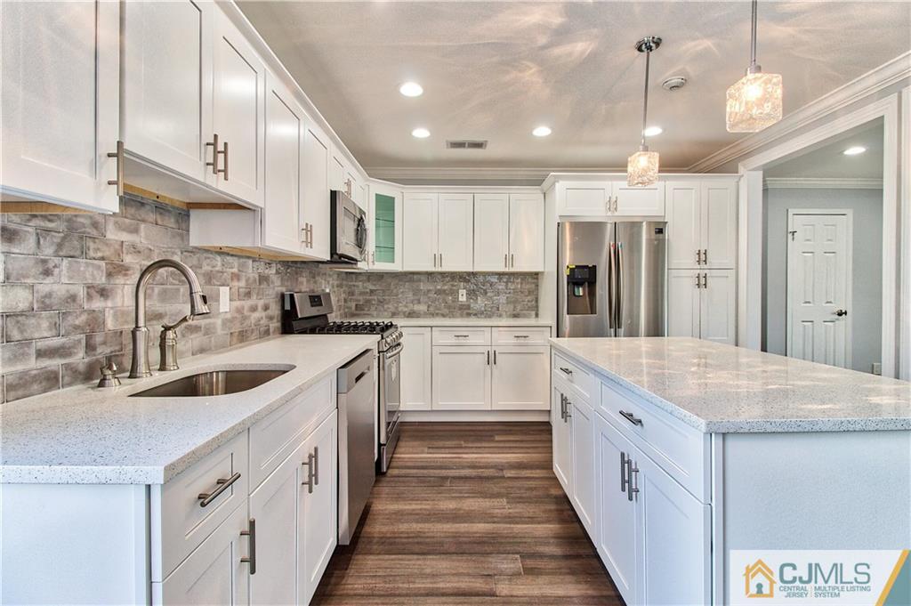 1 Hempstead Road Monroe Township, NJ 08831 - Photo 8 of 25 Gallery Image 8