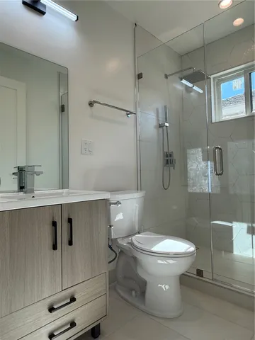 $4,195 | 5972 Jamieson Avenue, Encino, CA 91316