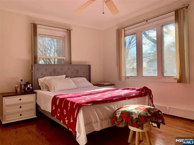 $859,999 | 113 East Cedar Lane, Teaneck, NJ 07666