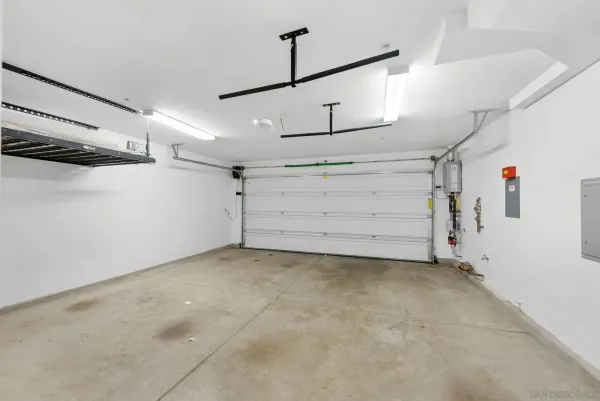 $4,995 | 2189 Catalina Boulevard, San Diego, CA 92107