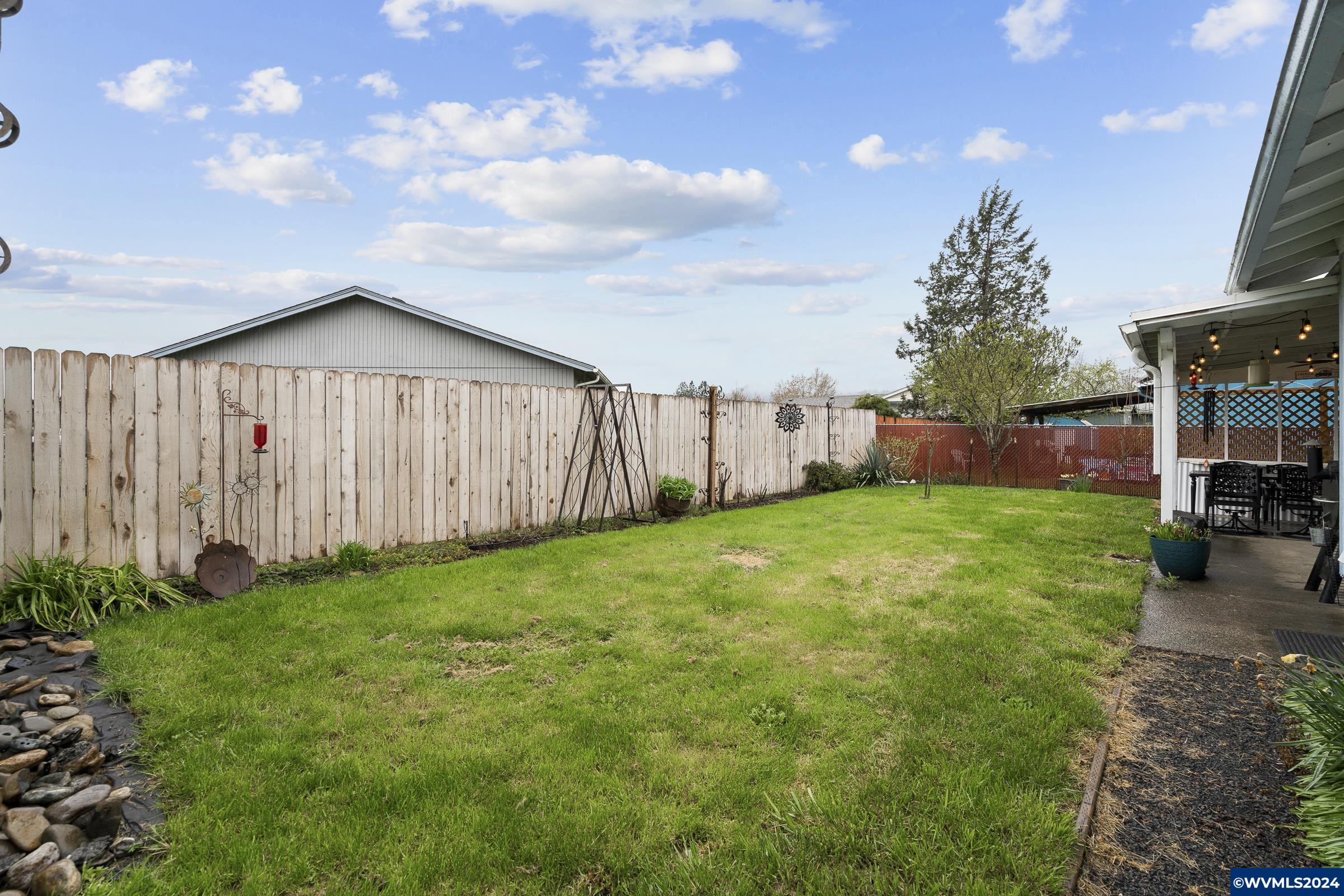 1111 Walker Road Lebanon, OR 97355 - Photo 25 of 31 Gallery Image 25