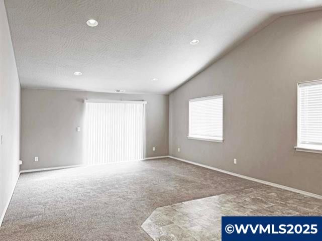 724 Streamside Way Lebanon, OR 97355 - Photo 5 of 19 Gallery Image 5