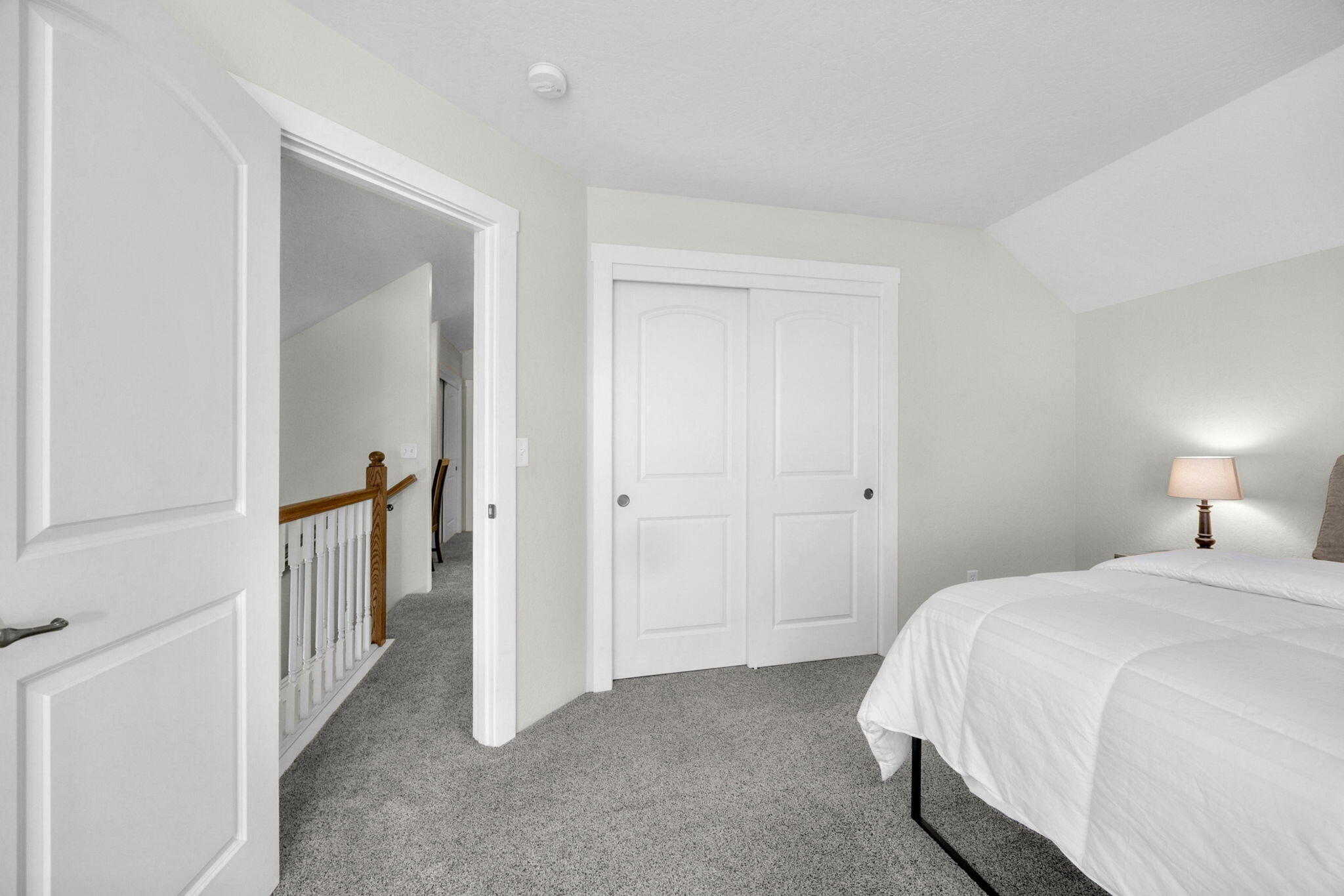 1559 Lithia Way Talent, OR 97540 - Photo 18 of 27 APX_4160