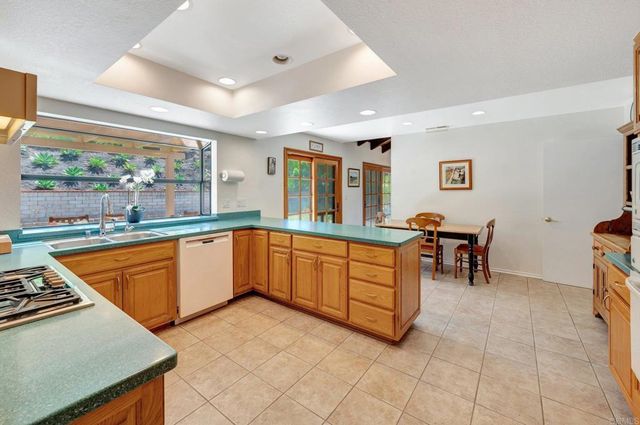 $3,025,000 | 450 Marview Lane, Solana Beach, CA 92075