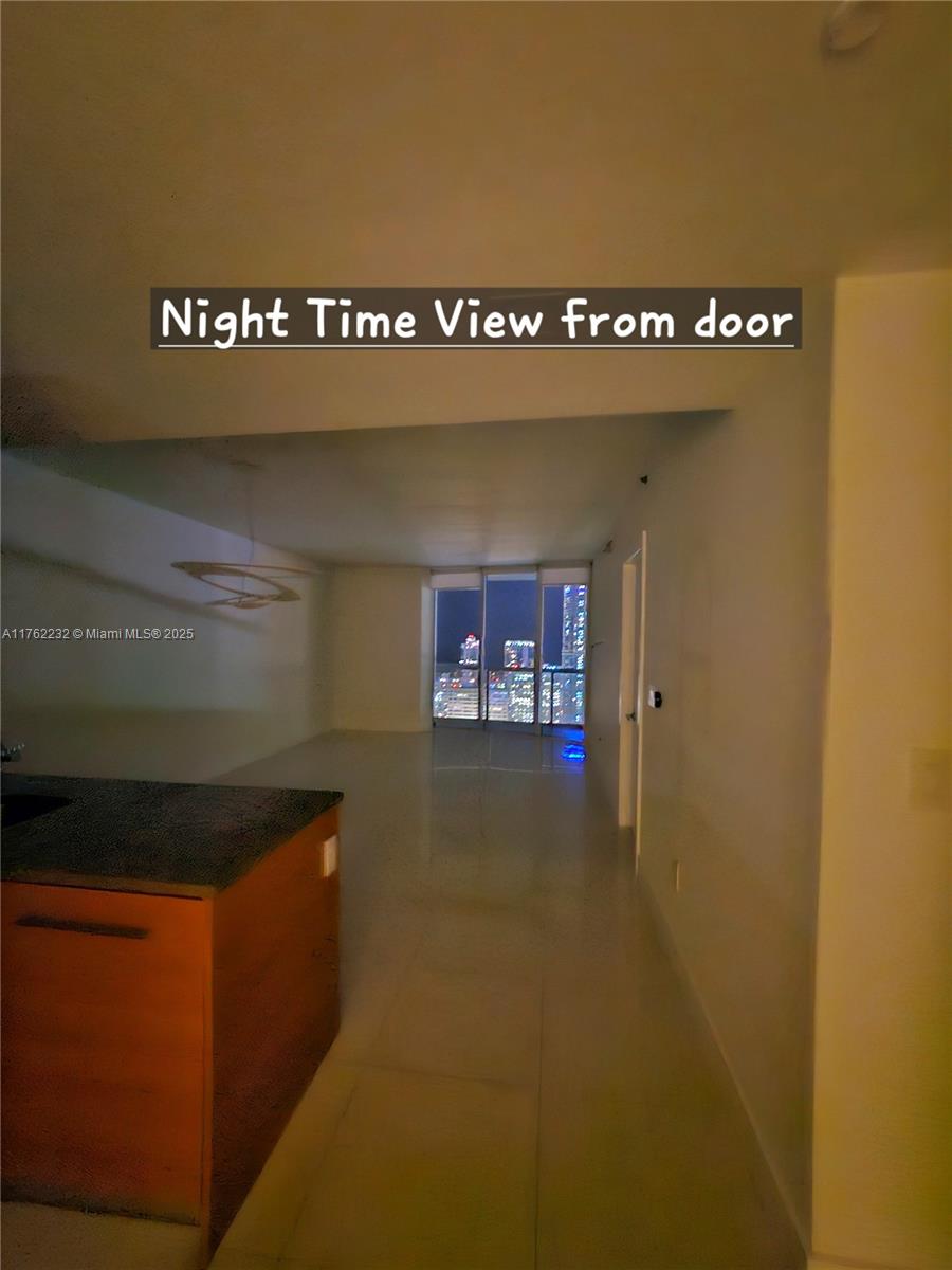 495 Brickell Avenue, Unit 4907 Miami, FL 33131 - Photo 11 of 65 a view of an empty room